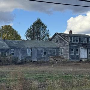 The former home of Raymond Oxton on Atlantic Highway. (Photo by Ed O’Brien) Home