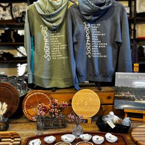 Early Bird Saturday Sale at The Barn