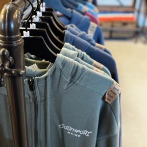 Early Bird Saturday Sale at The Barn