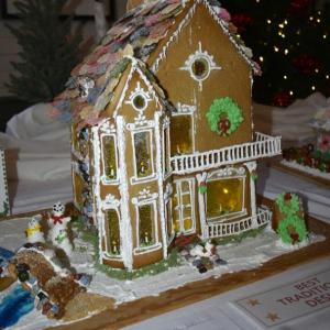 Katrina Dunsmore - Best Traditional Gingerbread House - "The Sweet Lil Christmas Inn."