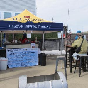 Nautilus Restaurant's outdoor bar. Photo by Kay Stephens