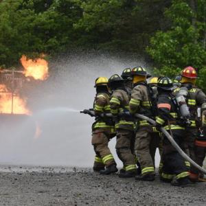 learning to extinguish propane tank flames