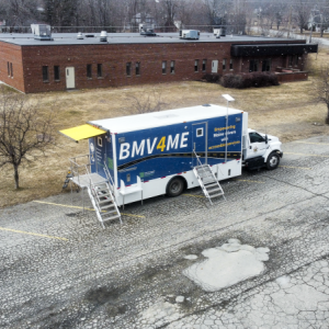 Wide angle shot of exterior of BMV4ME mobile unit