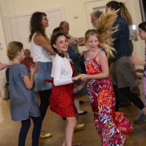 girls dancing