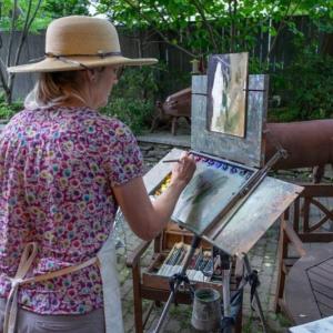 woman painting