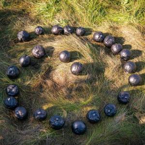 round orbs in spiral shape