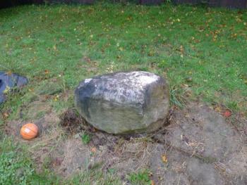 1 large Stone (Yarmouth)