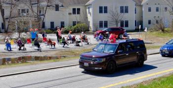 Lincoln Home Assisted Living Damariscotta Family Parade
